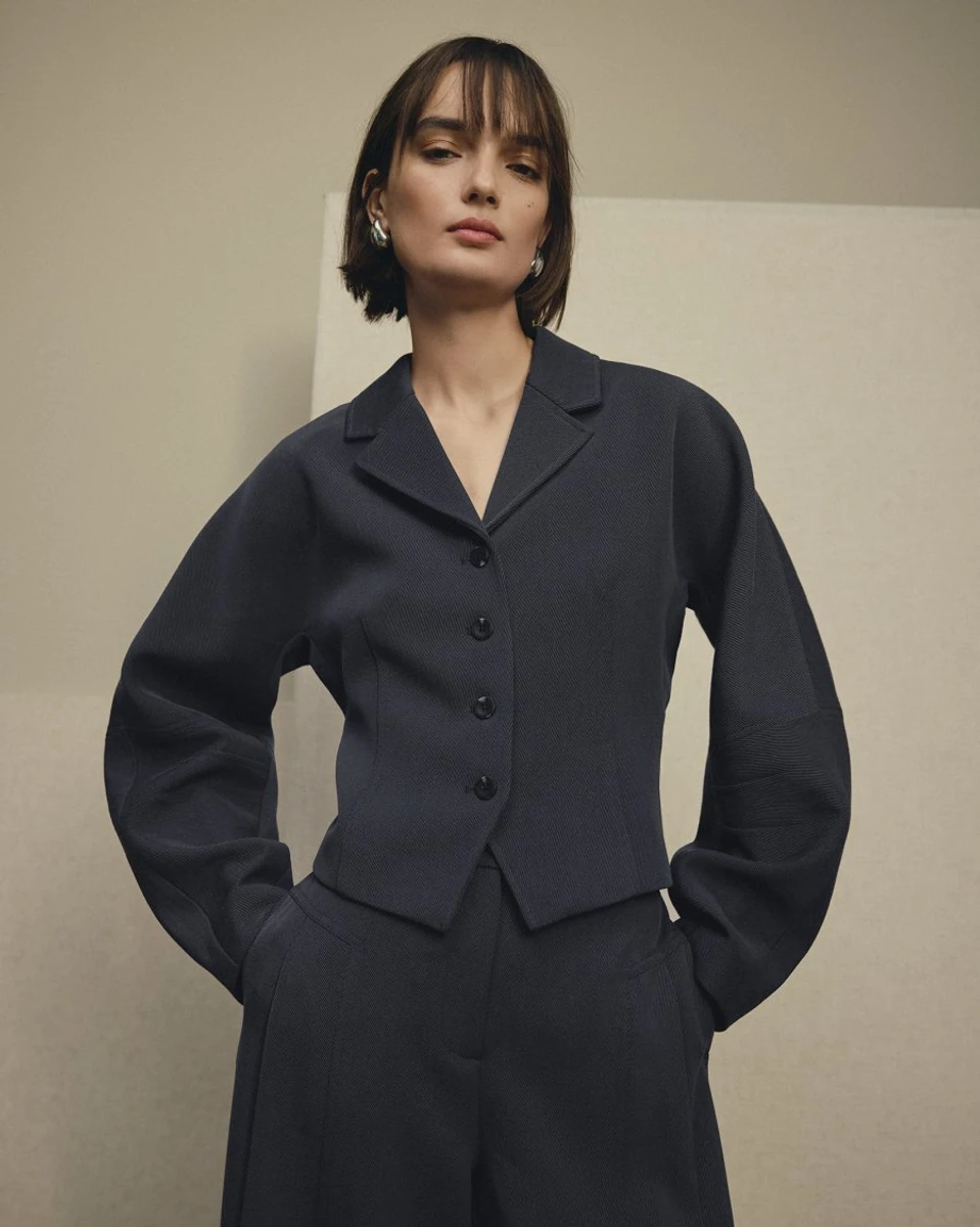 Dark MSCH Copenhagen Lauretta tailored jacket worn by a model